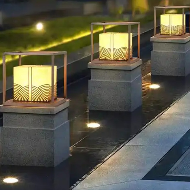 昆明柱头灯厂家，高亮 LED，美观又提升庭院档次